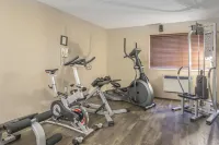 Quality Inn West Edmonton - Phòng tập thể hình
