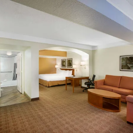 La Quinta Inn by Wyndham Austin Capitol / Downtown