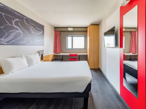 Ibis Valencia Bonaire Aeropuerto Hotels in Horta of Valencia