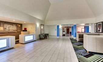 Holiday Inn Express & Suites Bad Axe
