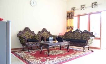 Guest House Zaky Bukittinggi (ZK2)