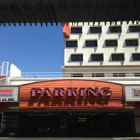 Fremont Hotel & Casino