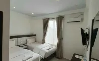 Mita Mulia Hotel Hotels near Air Minum R.O. Mount Raya