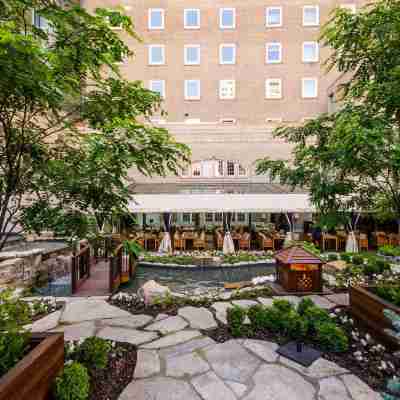 The Ritz-Carlton, Montreal Hotel Exterior