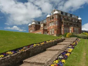 The Victoria Hotel & Source Spa