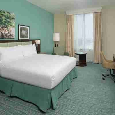 DoubleTree by Hilton Miami Doral Rooms