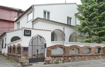 Hotel Dum PTT Museum yakınındaki oteller