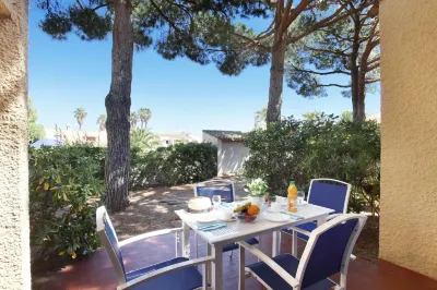 Résidence Odalys Saint Loup Hotels in Agde
