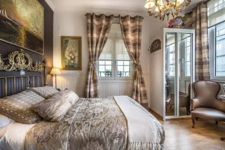 Hotel Boutique Las Brisas Отели рядом с достопримечательностью «Королевский дворец Ла-Магдалена»