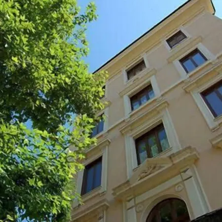 Hotel San Francesco Отели рядом с достопримечательностью «Цирк Максимус»
