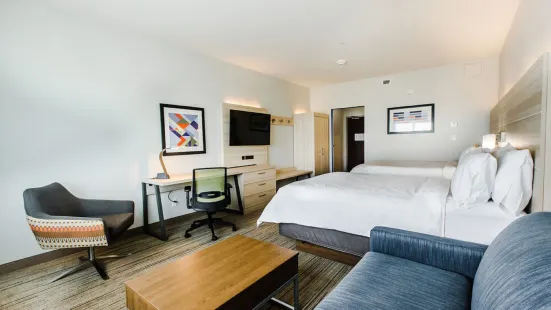 Holiday Inn Express & Suites Edmonton N - ST. Albert