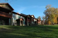 Salt Creek Golf Retreat Hotels in Brown County