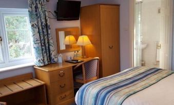 Apple Tree Hotel