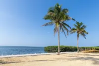 Fisher Inn Resort & Marina - Beach