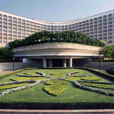 Taj Palace, New Delhi Hotel Exterior