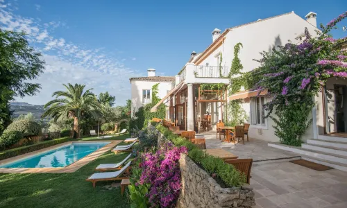 Hotel la Fuente de la Higuera