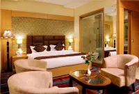 Hotel Landmark Near Golden Temple - parkir