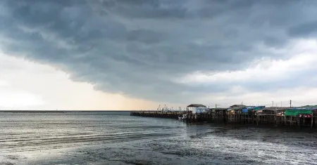 Central Place Angsila Отели рядом с достопримечательностью «Гранд Каньон Чонбури»