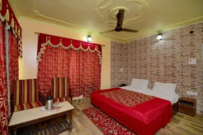 Hotel Star of Kashmir Hotels in Budgam