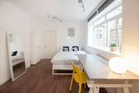 Tooting Broadway Studios & Rooms by PrimeCityHosts Hotel di Mitcham