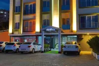 Sweet Home Suite Hotel - ที่มีที่จอดรถ