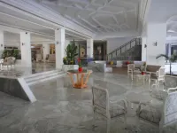 Aylimas Family Hotel