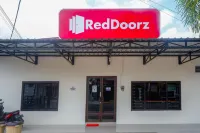 RedDoorz Syariah Near RS Soeradji Pemuda Klaten Hotels in Central Klaten