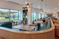 Hampton by Hilton  Edinburgh Airport - breakfast