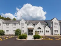 Microtel Inn & Suites by Wyndham Sunbury/Columbus North Hotels in Delaware County