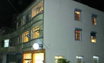 KENTING ATOLL DIVE TRAVEL CENTER PINGTONG