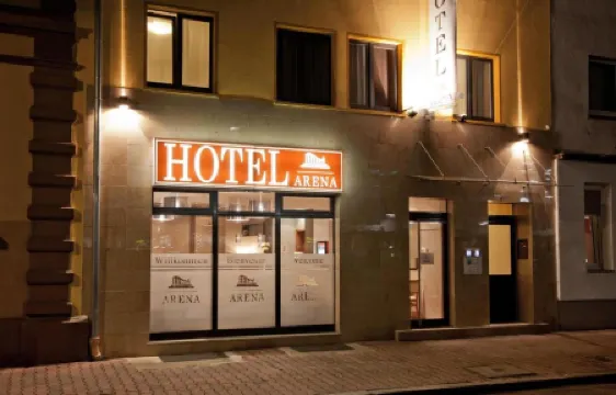 Arena am Zoo Отели рядом с достопримечательностью «Цайль»