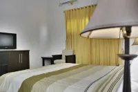 Parai Puri Tani Hotel Hotels in Paku Sengkunyit