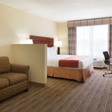 Country Inn & Suites by Radisson, Macedonia, Oh