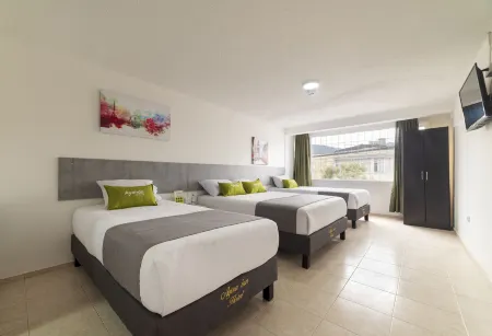 Ayenda 1055 Agora Inn Corferias Отели рядом с достопримечательностью «Университет Насьональ де Колумбия»