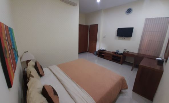 Alloro Guest House - Housity