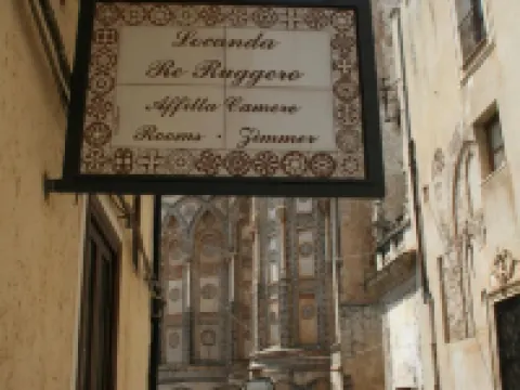 Locanda Re Ruggero Hoteles en Monreale