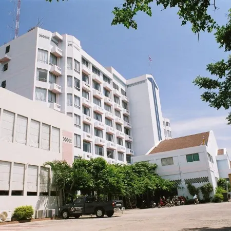 Thepnakorn Hotel