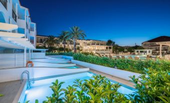 Zante Plaza Hotel & Apartments