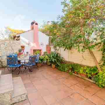 Aurea Hotel Exterior