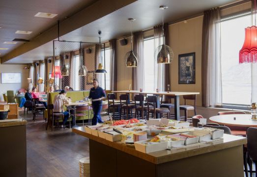 콜 마이너스 캐빈