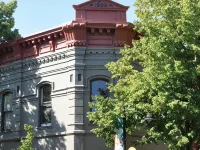 3rd Street Flats Hotels in McMinnville