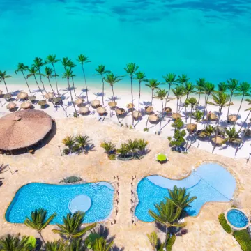 Holiday Inn Resort ARUBA-BEACH RESORT & CASINO by IHG Отели рядом с достопримечательностью «Пляж Палм-Бич»