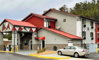 Econo Lodge Cartersville-Emerson Lake Point