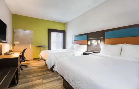 Holiday Inn Express 普利茅斯