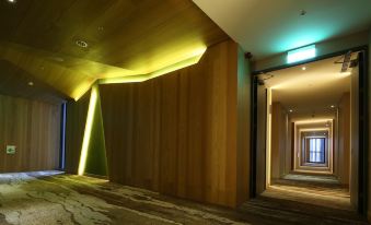 South Urban Hotel