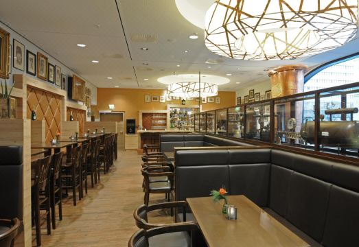 알렉산더플라츠 전경