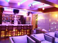 Wonderland Resort - bar