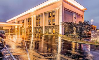 Hampton Inn Kent/Akron Area