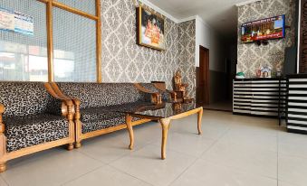 Mahadev Hotel and Resorts