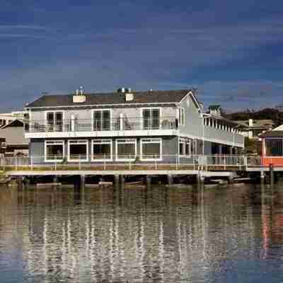 Anderson Inn Hotel Exterior